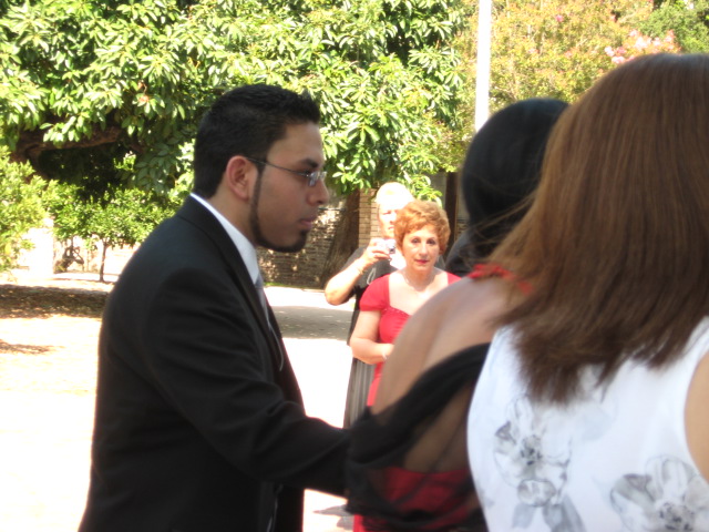 617x456 pixels (127K)